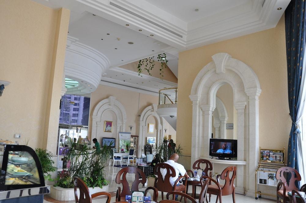 Grand Continental Hotel Abu Dabi Dış mekan fotoğraf