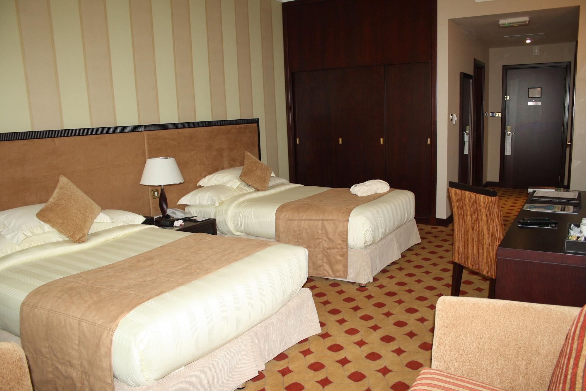 Grand Continental Hotel Abu Dabi Dış mekan fotoğraf