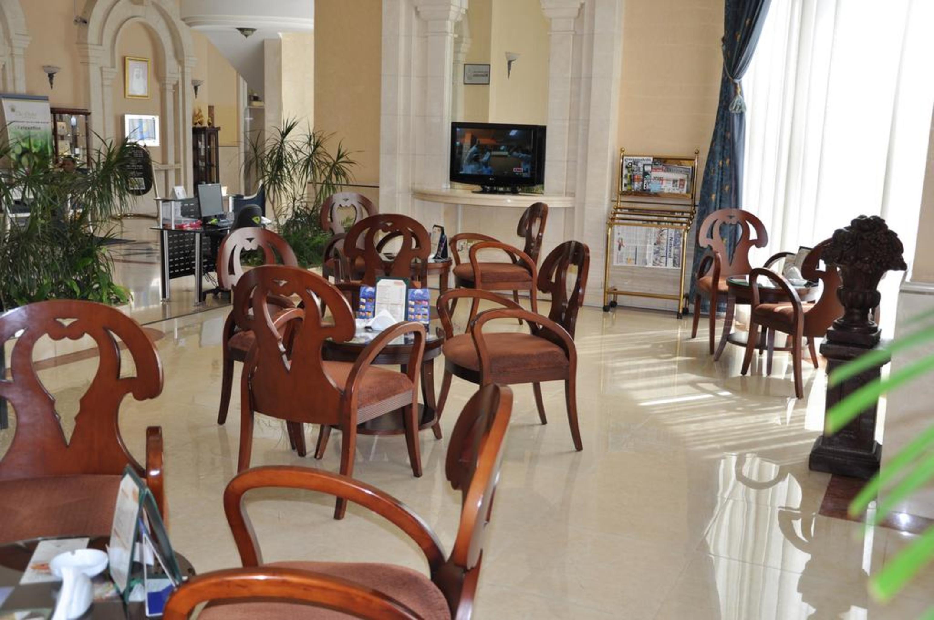 Grand Continental Hotel Abu Dabi Dış mekan fotoğraf