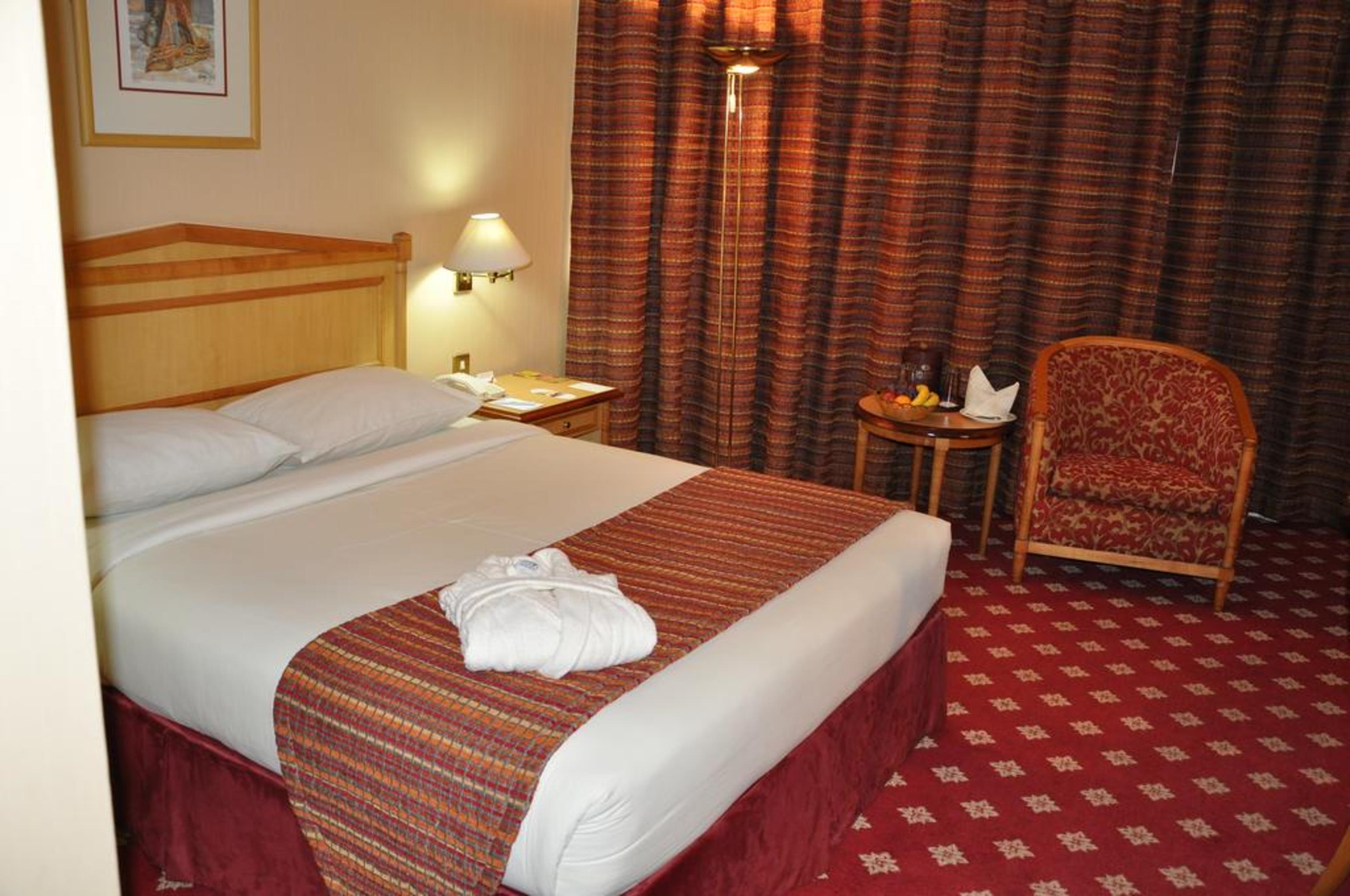 Grand Continental Hotel Abu Dabi Dış mekan fotoğraf