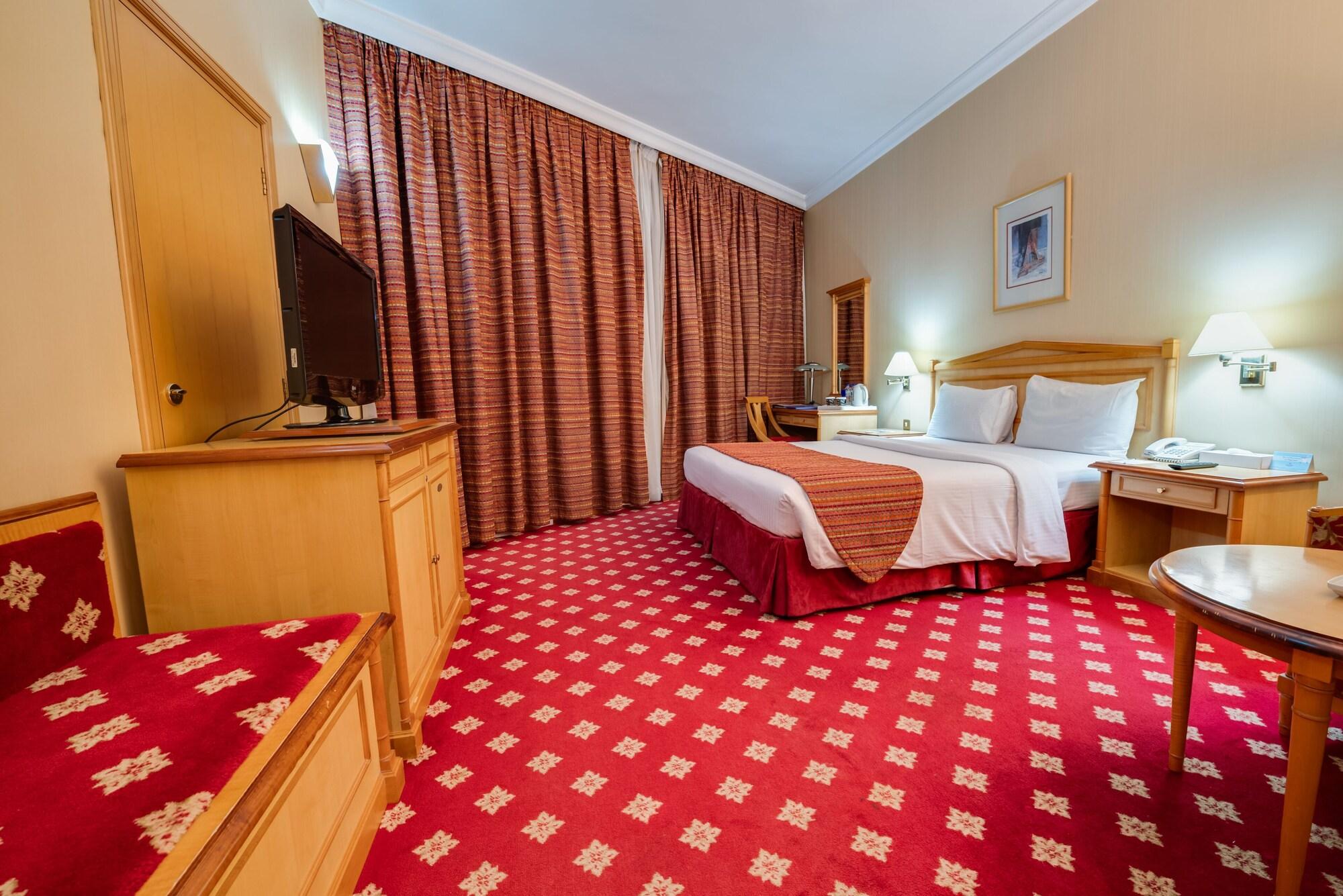 Grand Continental Hotel Abu Dabi Dış mekan fotoğraf